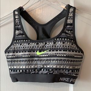NIKE Pro sports bra